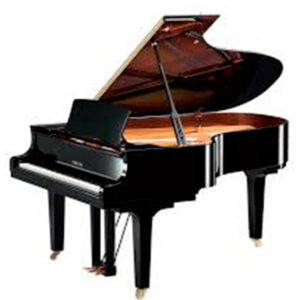 PIANO YAMAHA C6
